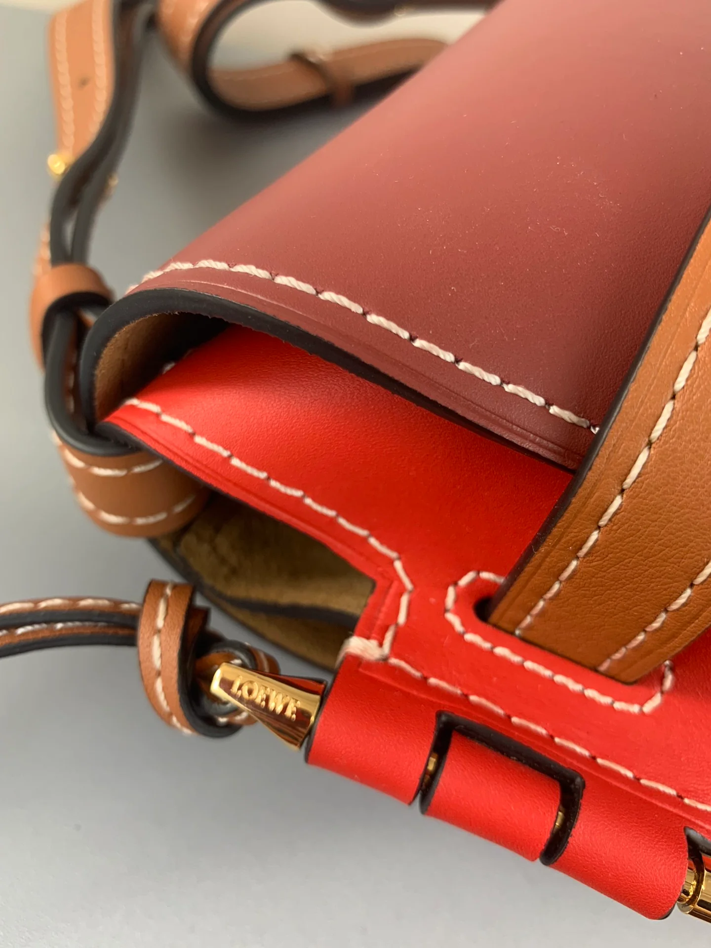 Loewe-gate-small-20x19x11-5-cm-4