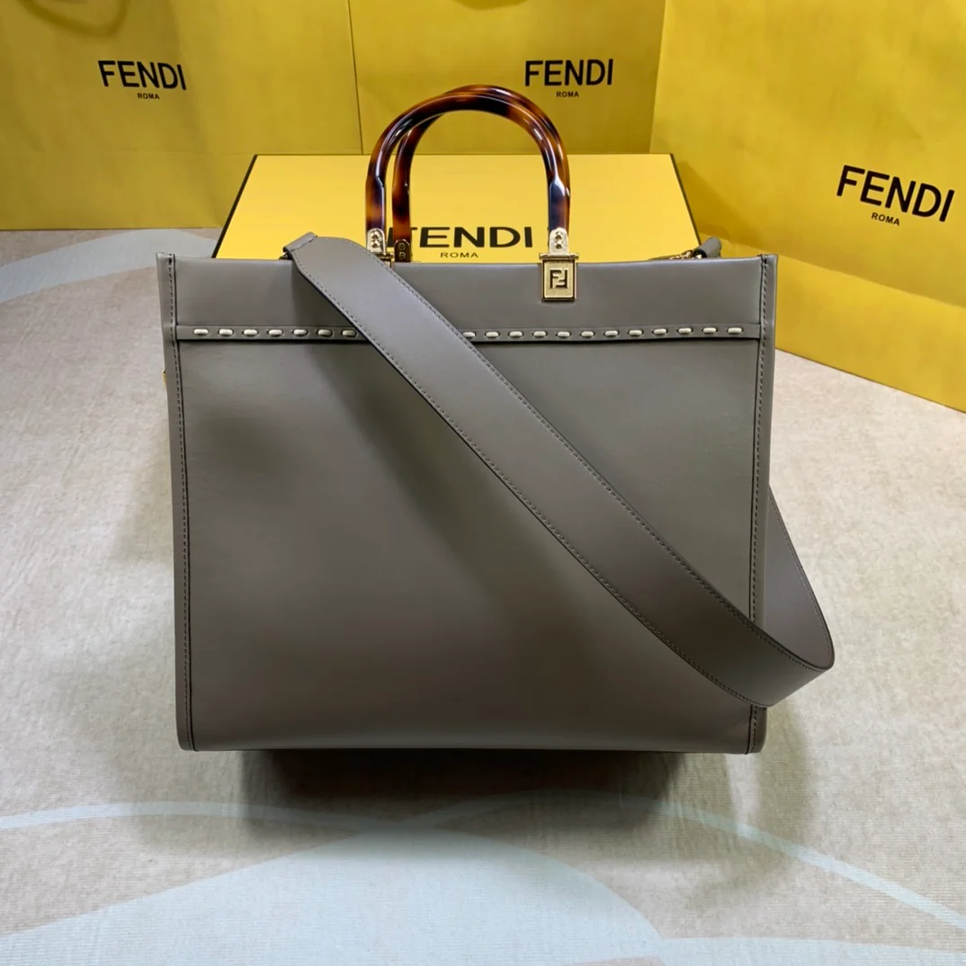 Сумка-тоут Fendi Sunshine Medium Grey с принтом под змеиную кожу