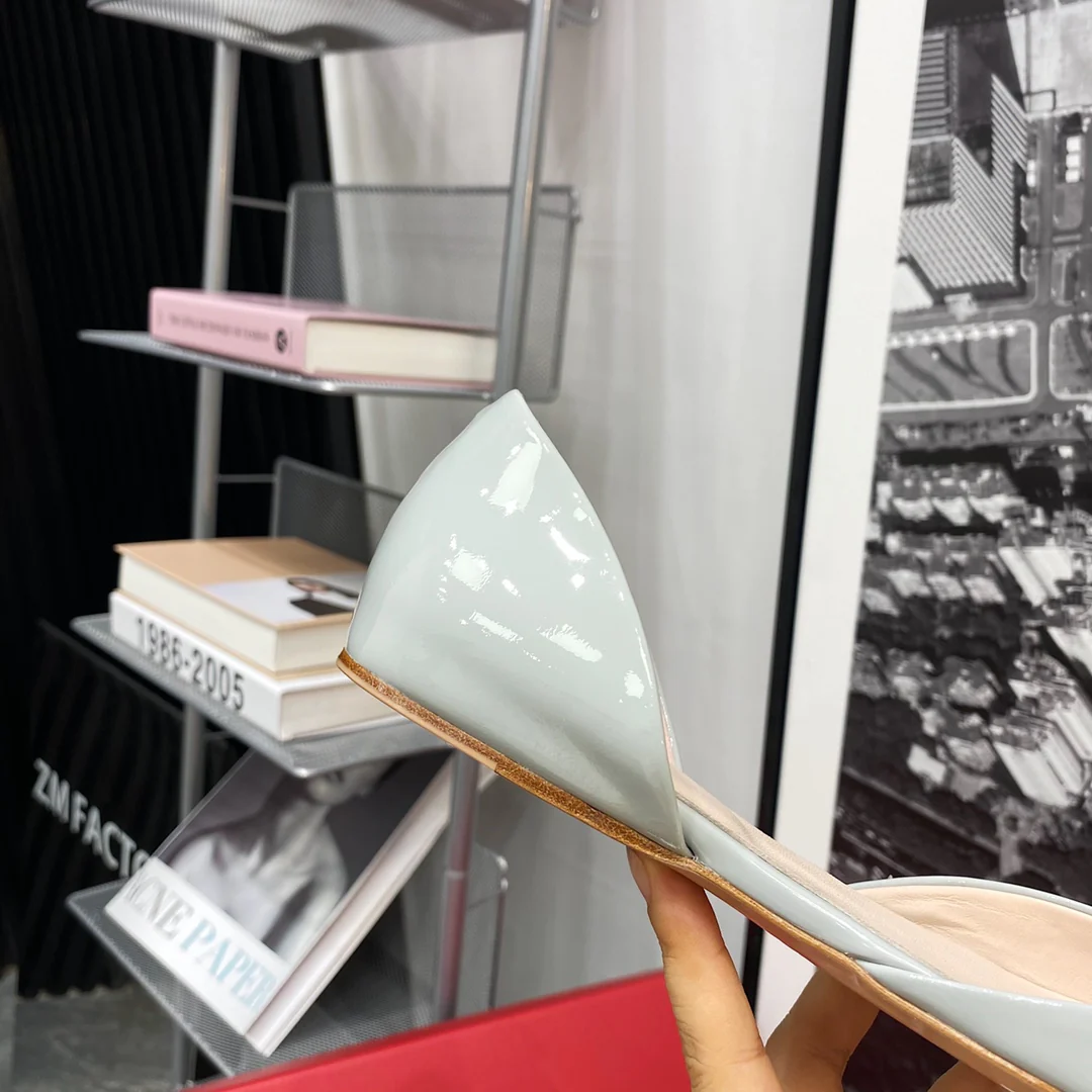 RV с плоским дном и полым квадратным носком - светло-голубой