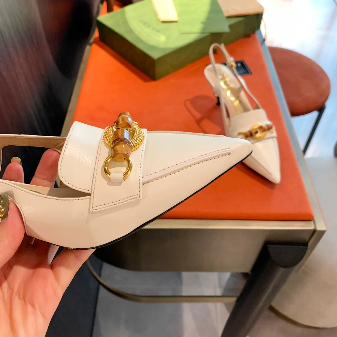 Босоножки Gucci с острым носком на низком каблуке