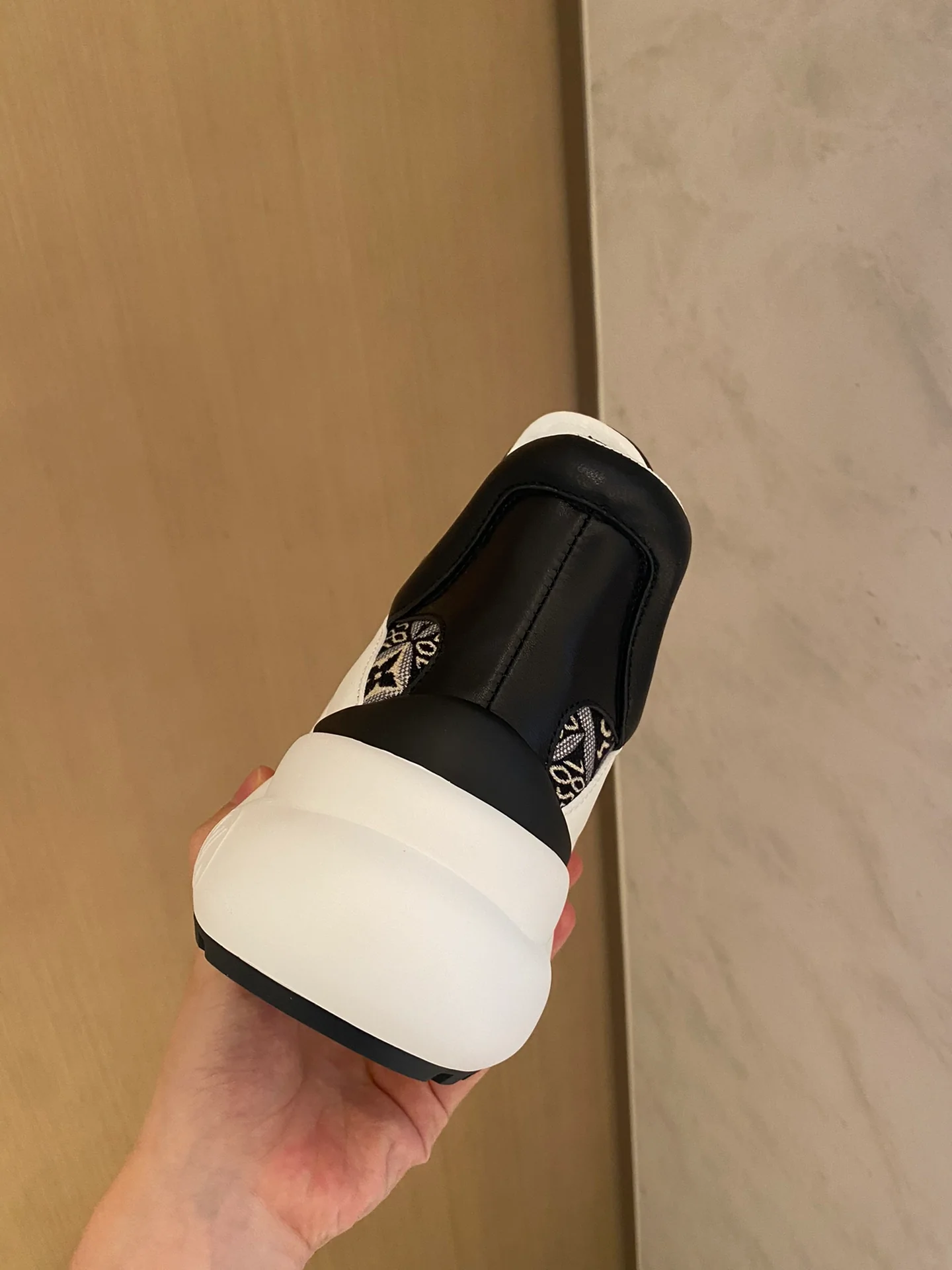 Обувь LV - LV - массивные кроссовки - 9