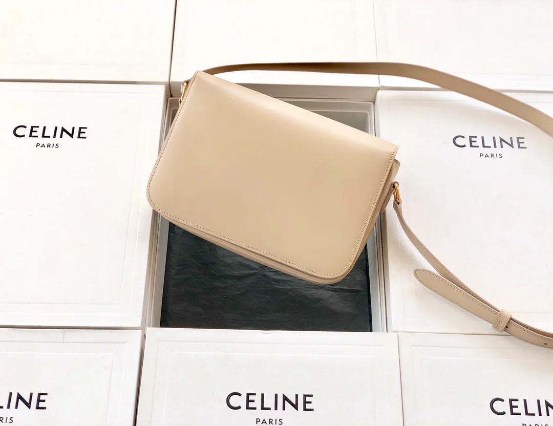 Celine Triomphe Medium Calfkin Nude