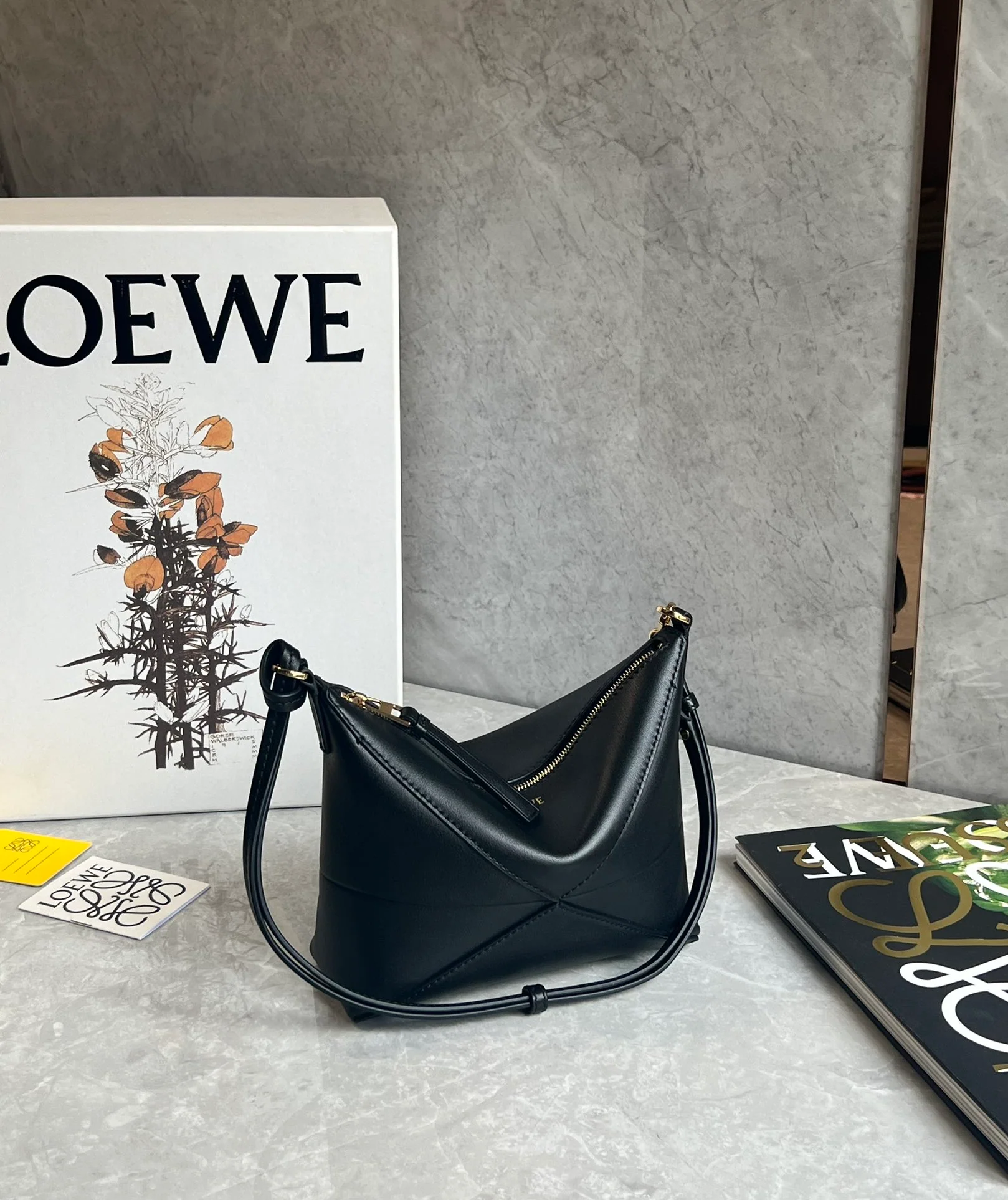 Сумка для маджонга Loewe Puzzle Fold Pouch – классический черный