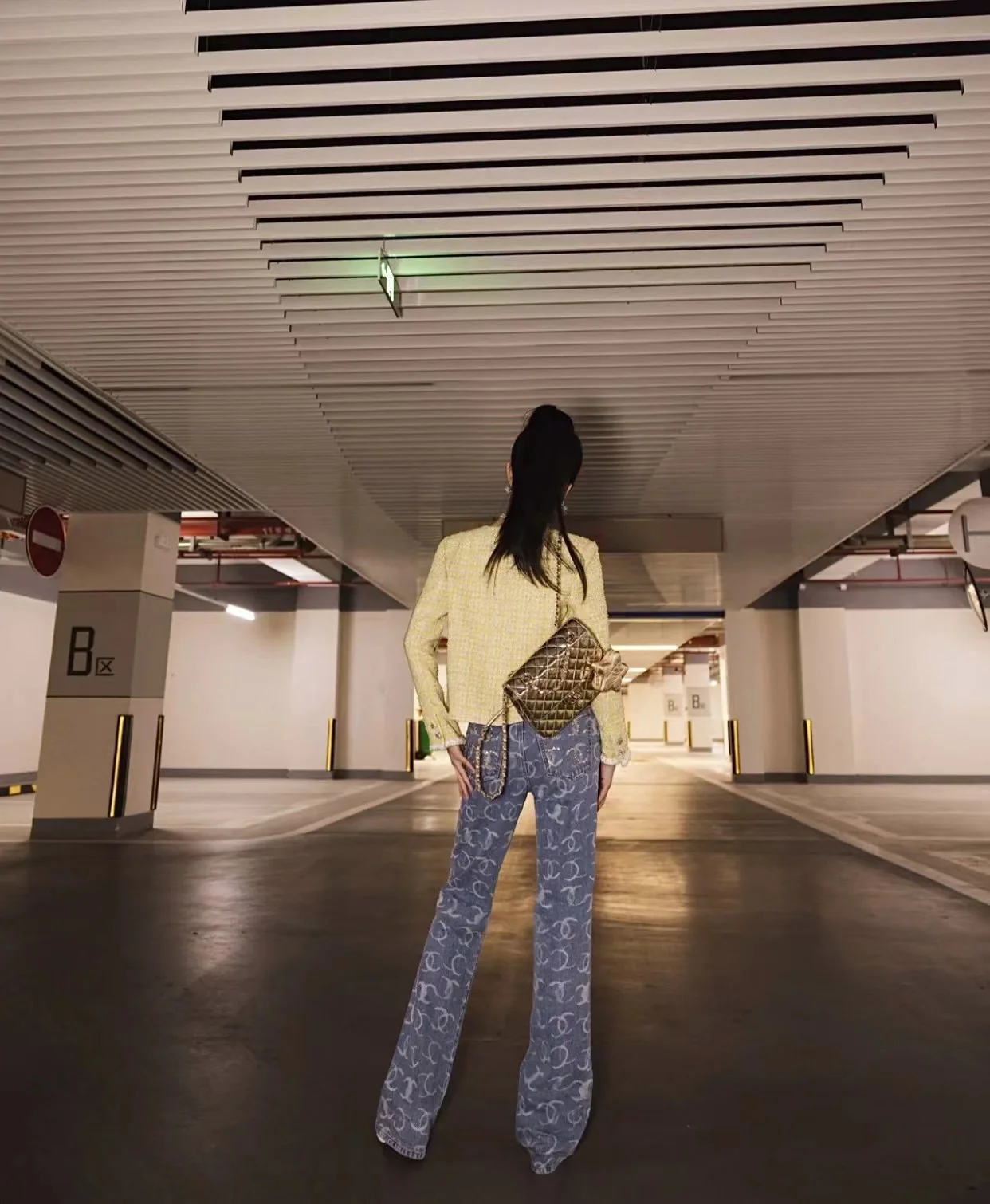 Рюкзак Chanel Early Spring Collection 24c - золотой