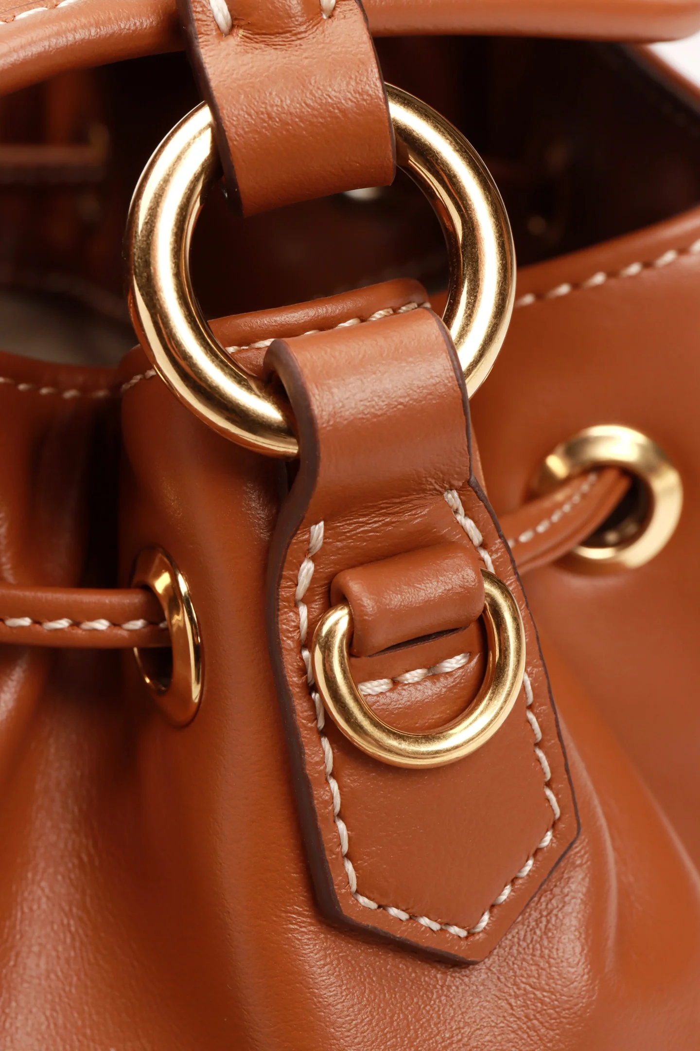 Рюкзак Miu Miu из канваса и кожи, маленький, коньячный.