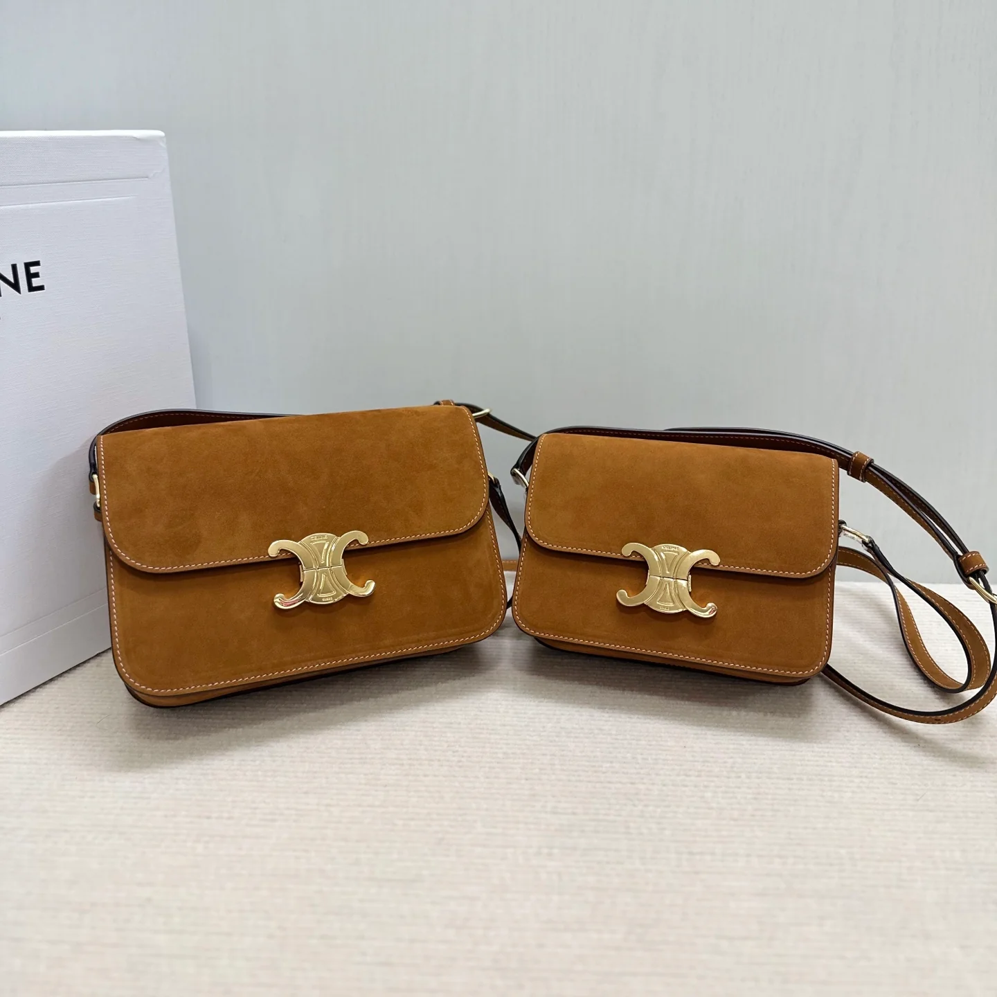 Celine Triomphe - Новая классика - Маленький размер - Современный ретро-стиль Camel