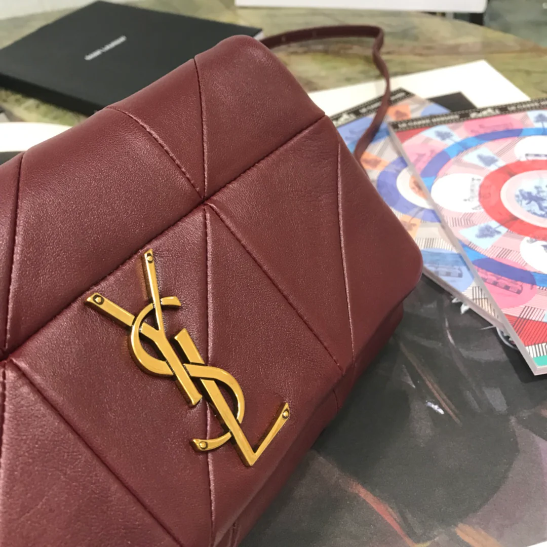 YSL-jamie-chain-wallet-1