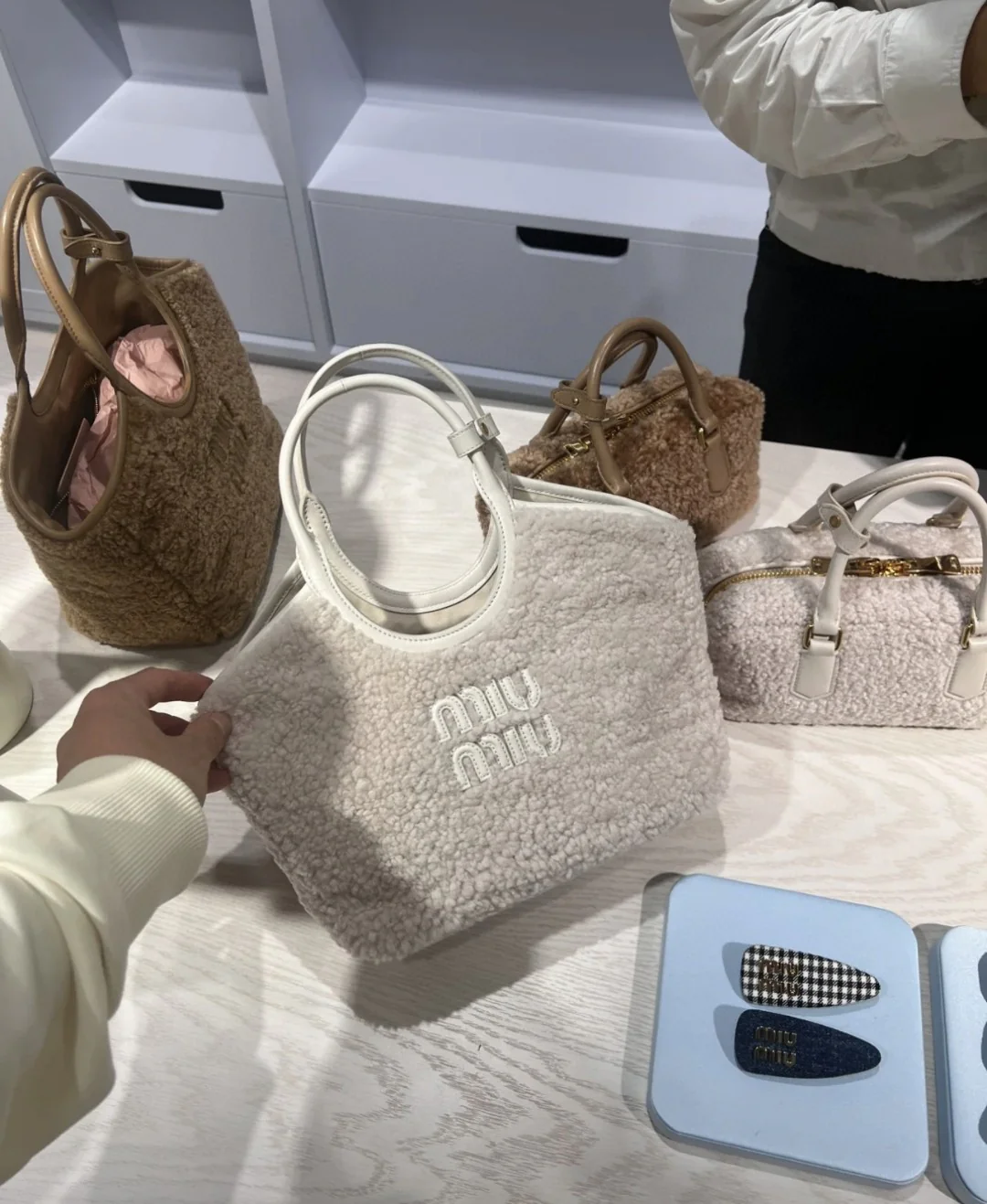 Сумка-тоут Miu Miu Ivy - овечья шерсть - маленькая - белая