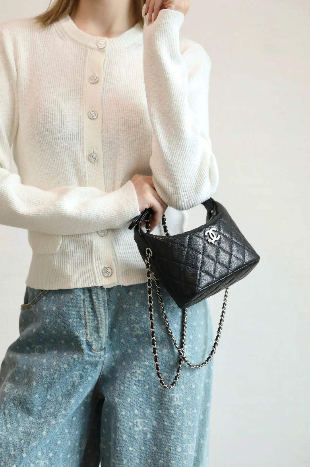 Chanel - Осенне-зимняя сумка для обеда в форме звезды - Черная с пряжкой в ??виде бриллианта