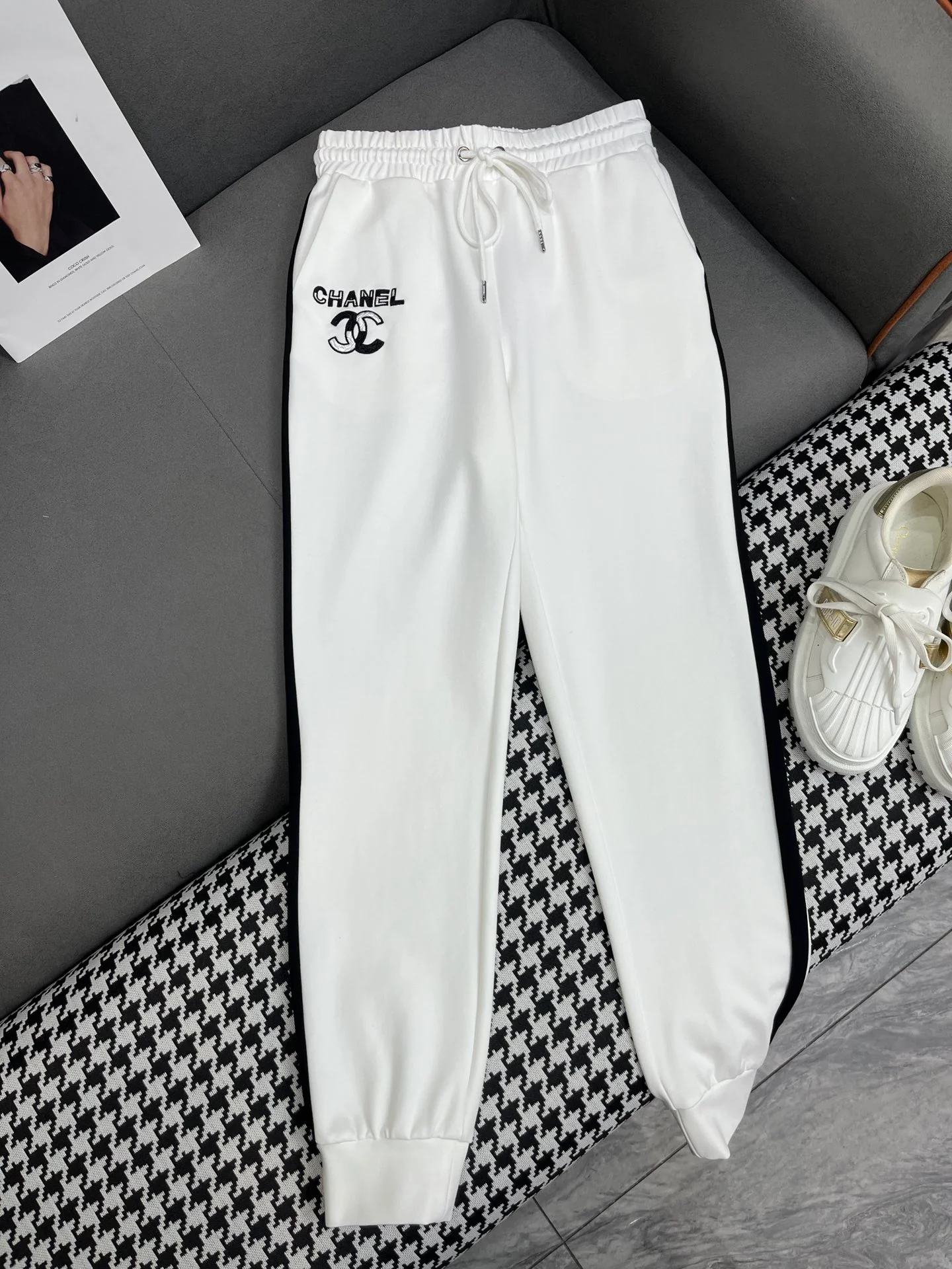 Летний костюм Chanel 2403-24ss с отложным воротником - белый