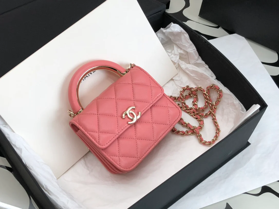 Маленькая сумка Chanel 2022 Métiers d'Art Collection – Розовый – Кожа ягненка