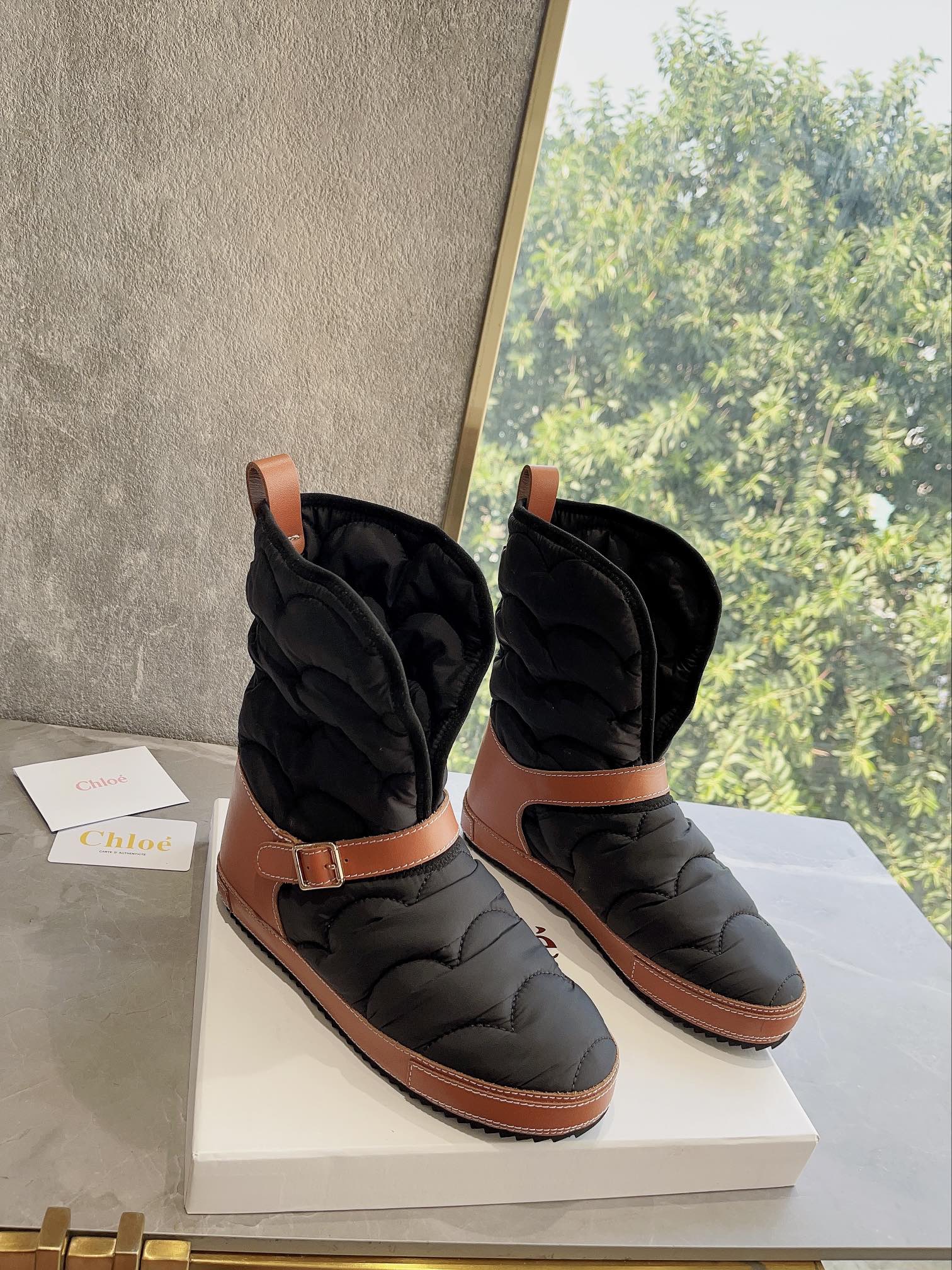 Весенняя коллекция Chloe 2022 — Пуховые зимние сапоги — Черные