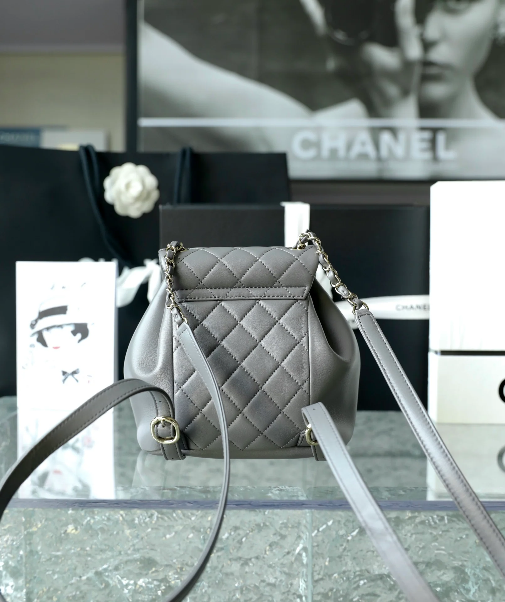 Новая коллекция Chanel ?Ранняя весна 2022? — рюкзак Duma — 1 шт.