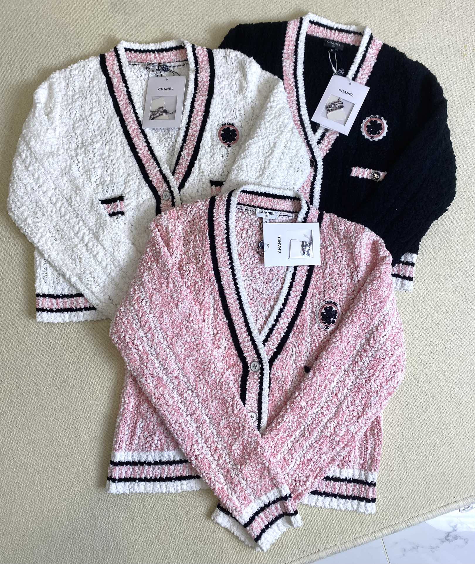 Вязаный кардиган Chanel 2403 ?Ранняя весна?, новинка, розовый.