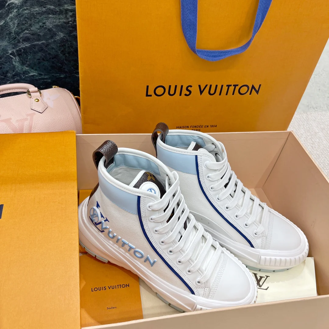 Кроссовки серии LV-Squad - белые и синие
