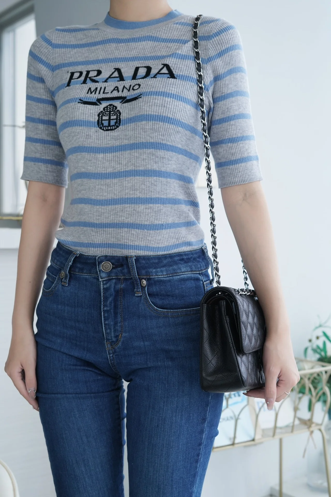 Chanel Classic Flap Caviar Black Medium