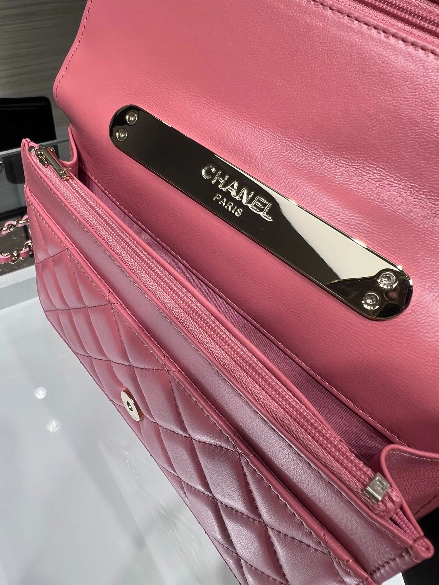 Новинка 2022 года от Chanel - ручка WOC - овечья кожа - 19 см
