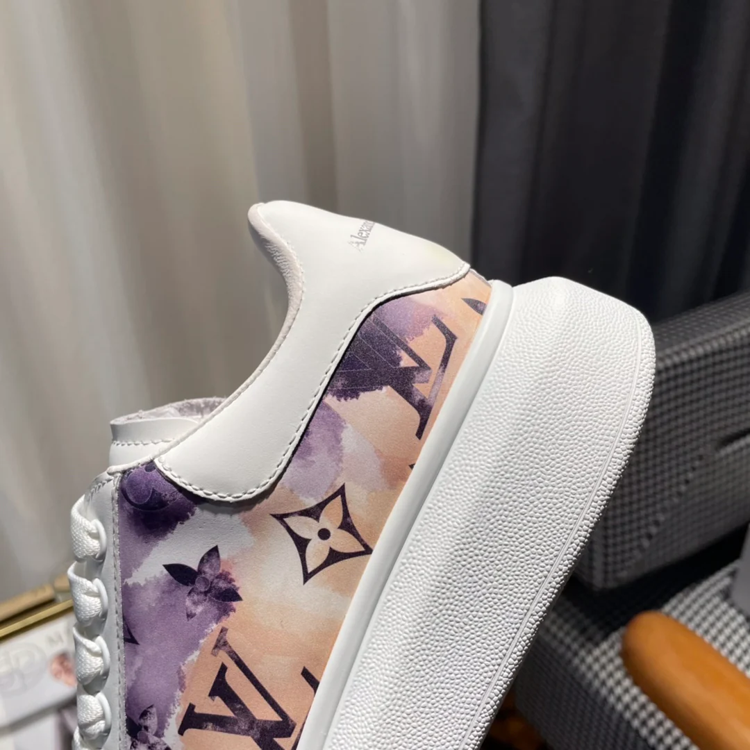 McQueen - Классические белые кроссовки в стиле LV