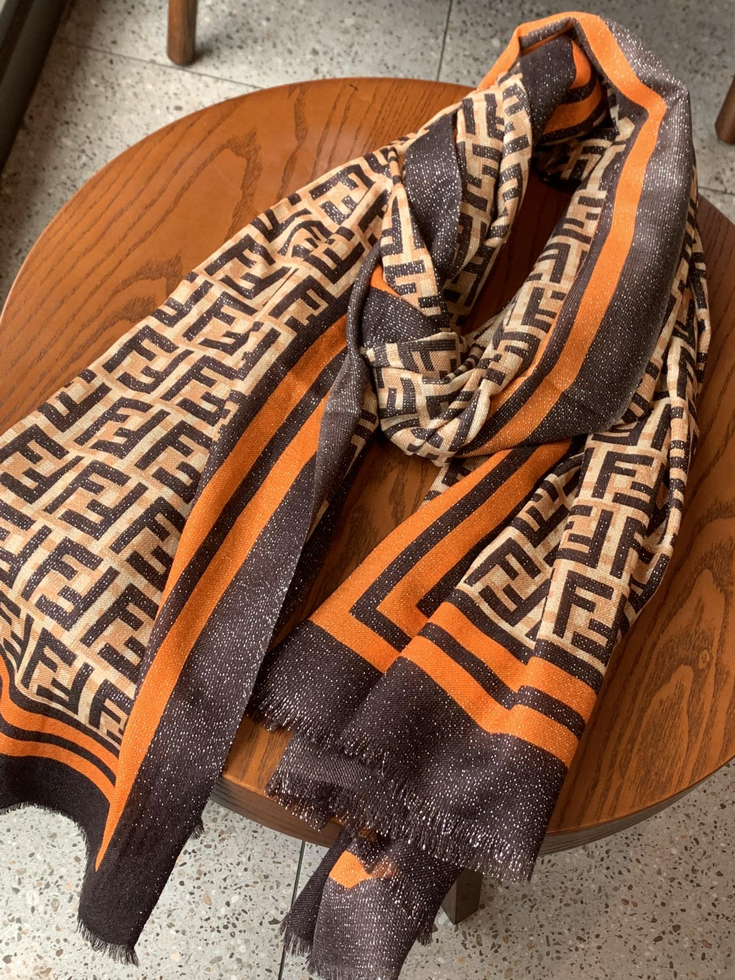 Fendi - Длинный шарф с логотипом Double F - 110-200 см