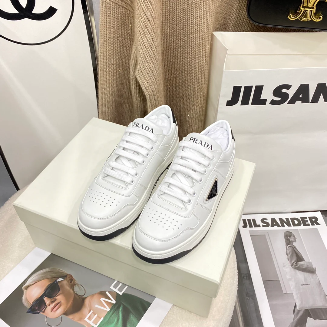 Обувь Prada - коллекция Prada весна-лето 2022 - парный стиль - белые кроссовки