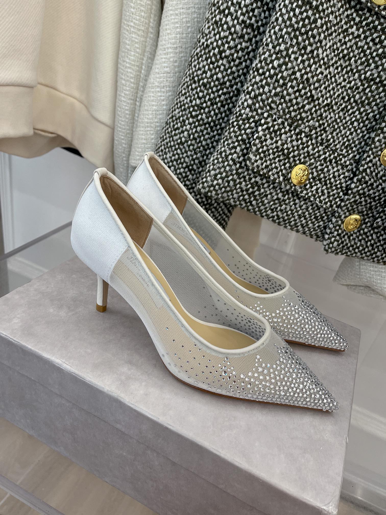 Jimmy - Туфли на высоком каблуке с сетчатыми вставками и стразами - 1