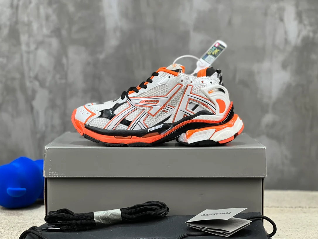 Кроссовки Balenciaga Runner - унисекс - оранжевые