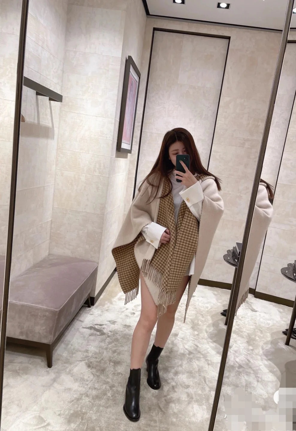 Fendi - Двусторонняя накидка в римскую клетку - 140-160 см - включая бахрому - 75 - шерсть 25 - кашемир - черный - бежевый - 1