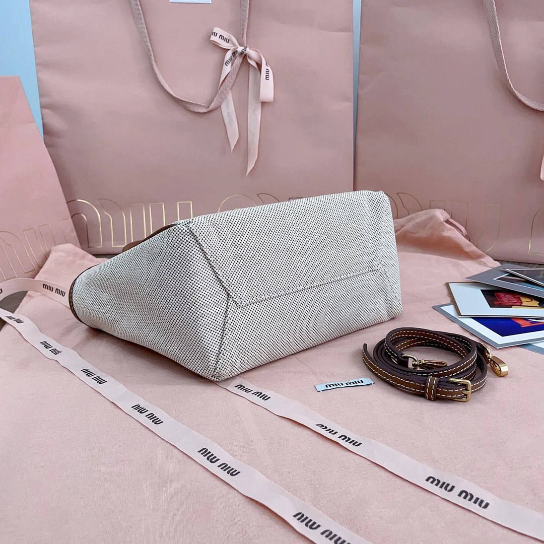 Сумка-тоут Miu Miu-5bg288-Isetan Limited Edition, маленькая