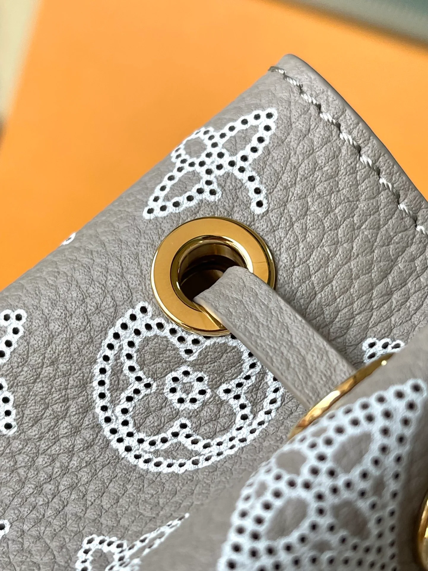 m82731-LV-Перфорированный градиентный мешок-ведро, серый