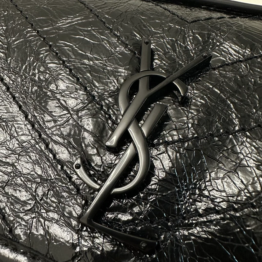 Кожаная цепочка YSL Niki Baby 28 см, черная