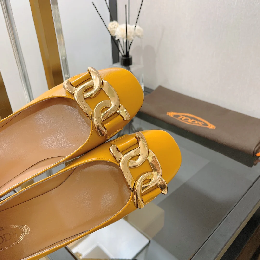 Туфли Tods в стиле ретро на низком каблуке