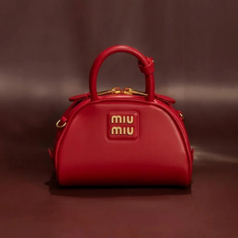 Сумка для боулинга Miu Miu - красная