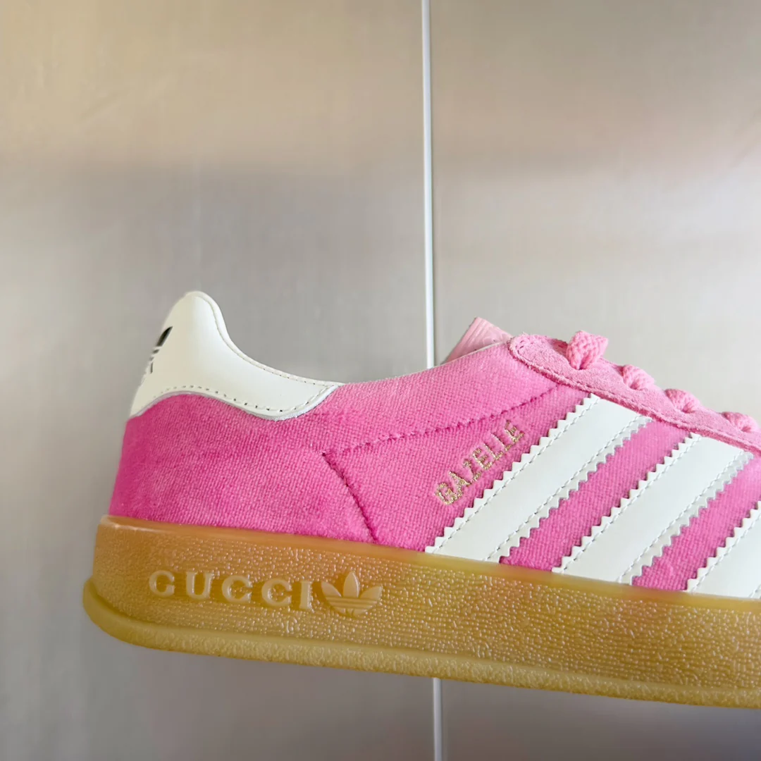 Скейтбордистские кроссовки Gucci 2024 - розовые