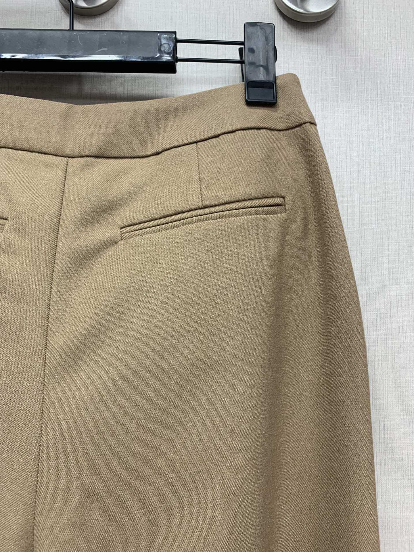 Burberry - 2403-24 Новый костюм для ранней весны - Брюки