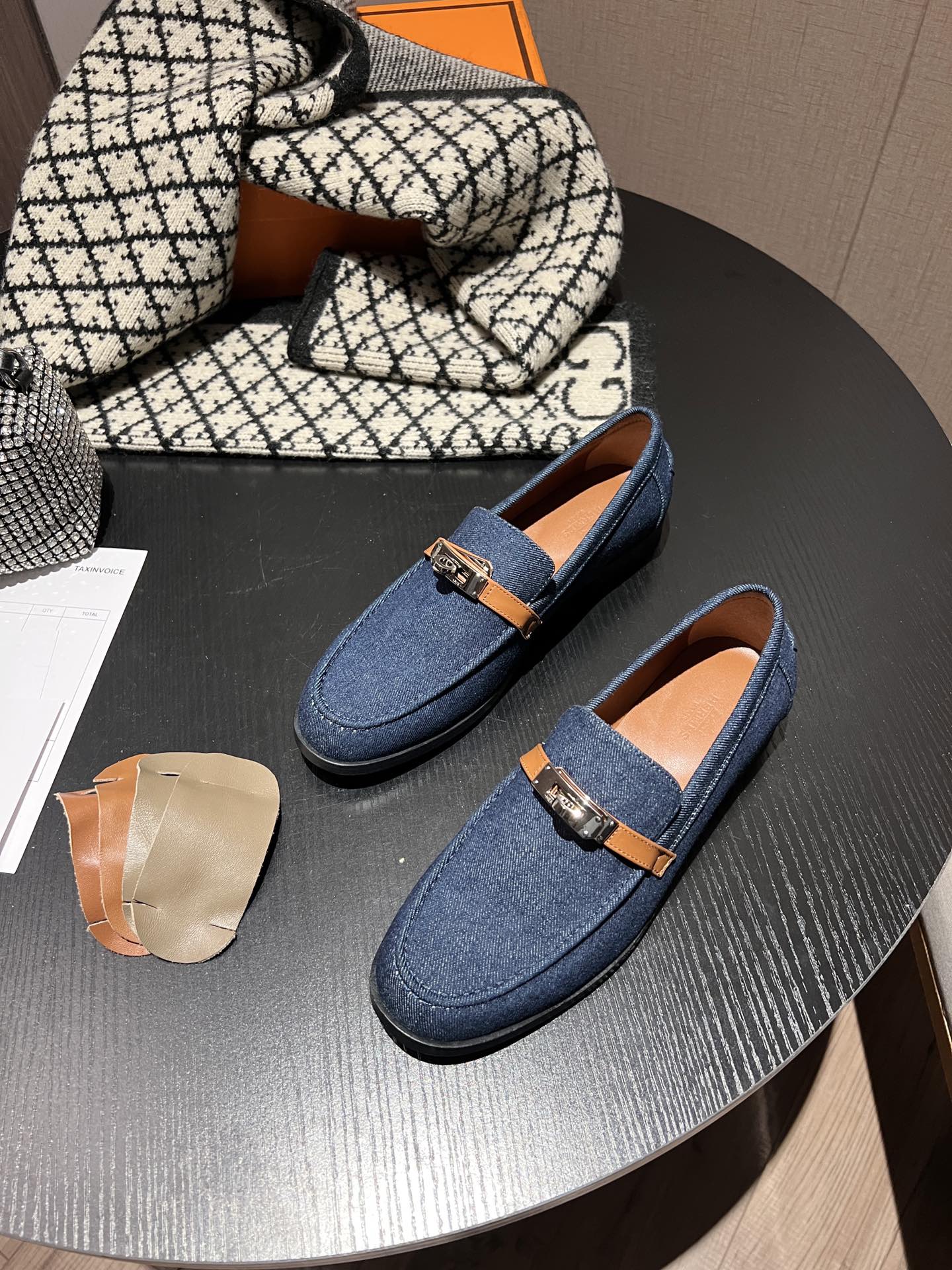 Новинка ранней весны от Hermes - Мини-мюли с пряжкой Kelly Buckle - Синие