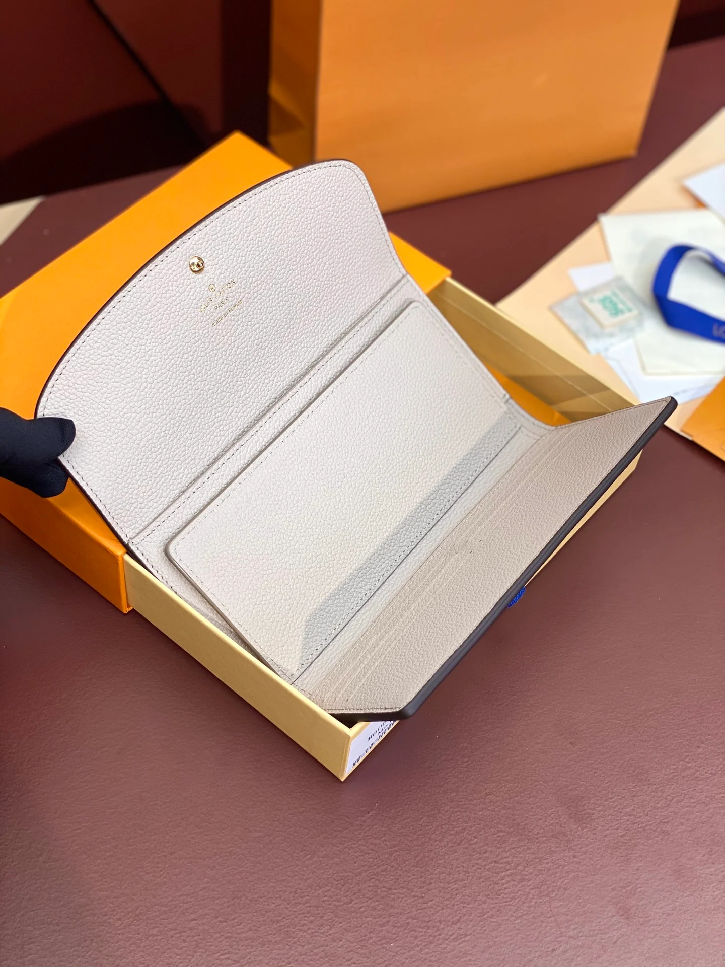 LV-m60699-Длинный трехсекционный кошелек-Серый