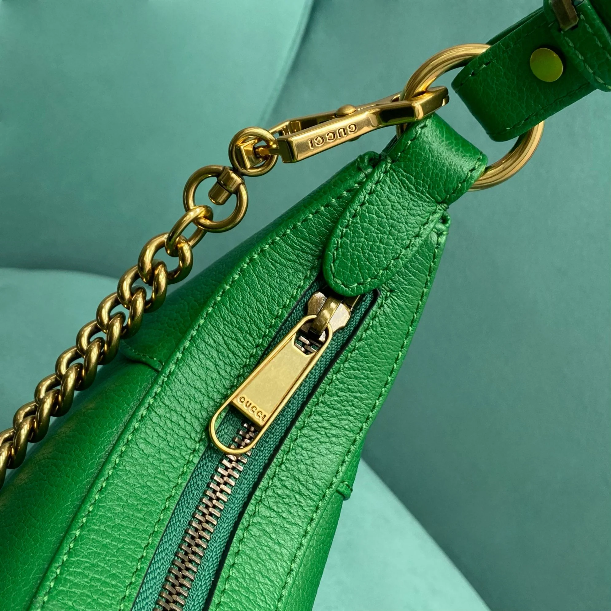 Сумка Gucci на цепочке через плечо - зеленая