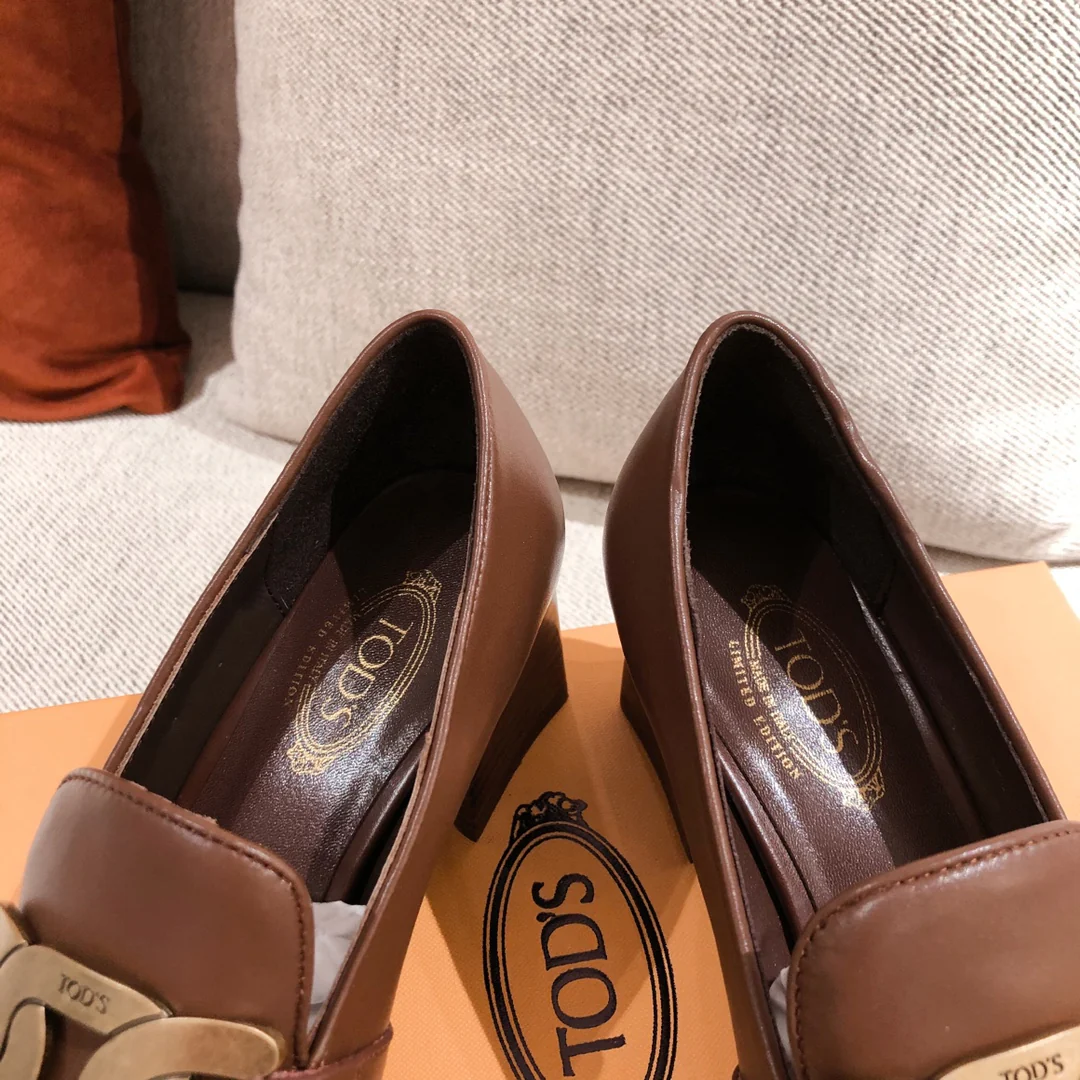 Tods - Лоферы на низком каблуке