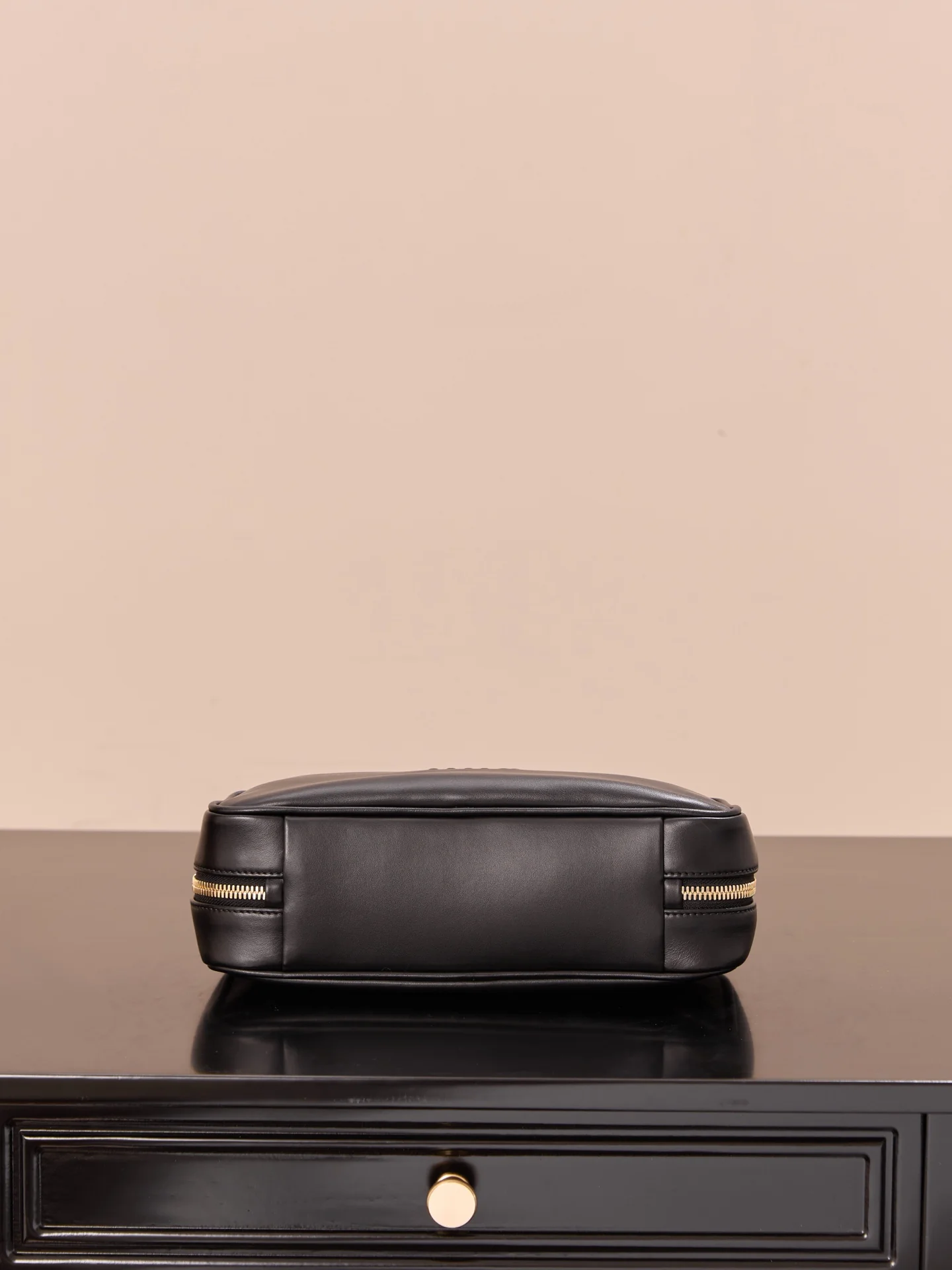 Miu Miu-5bb173m1050-????-Сумка-Маленькая-Черная кожа