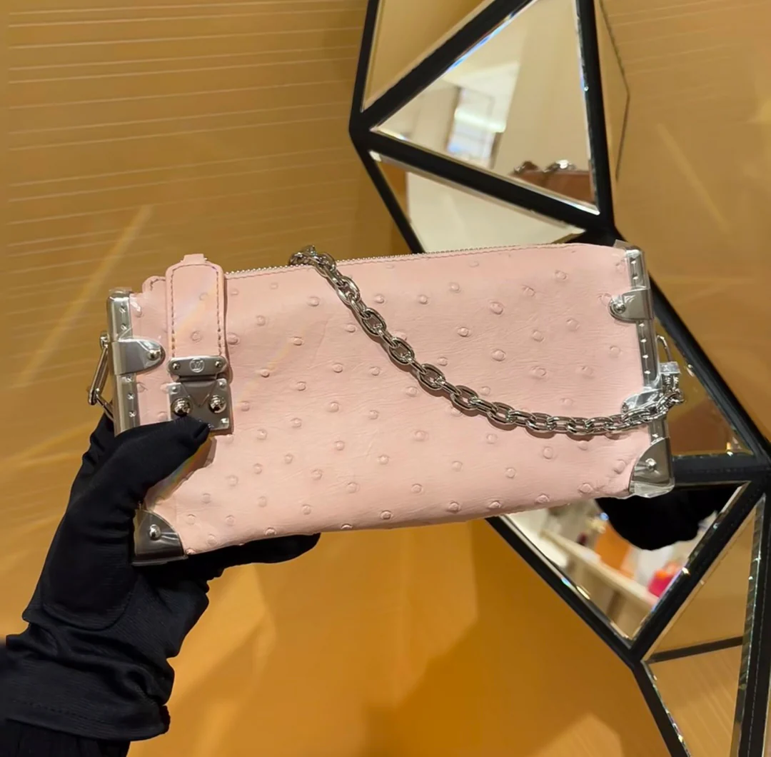 m25445-LV-slim-side-trunk chain bag-pink