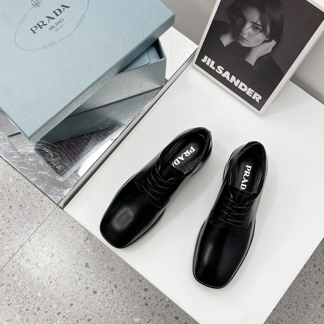 Обувь Prada - Prada - платформа с квадратным носком - кожаные туфли