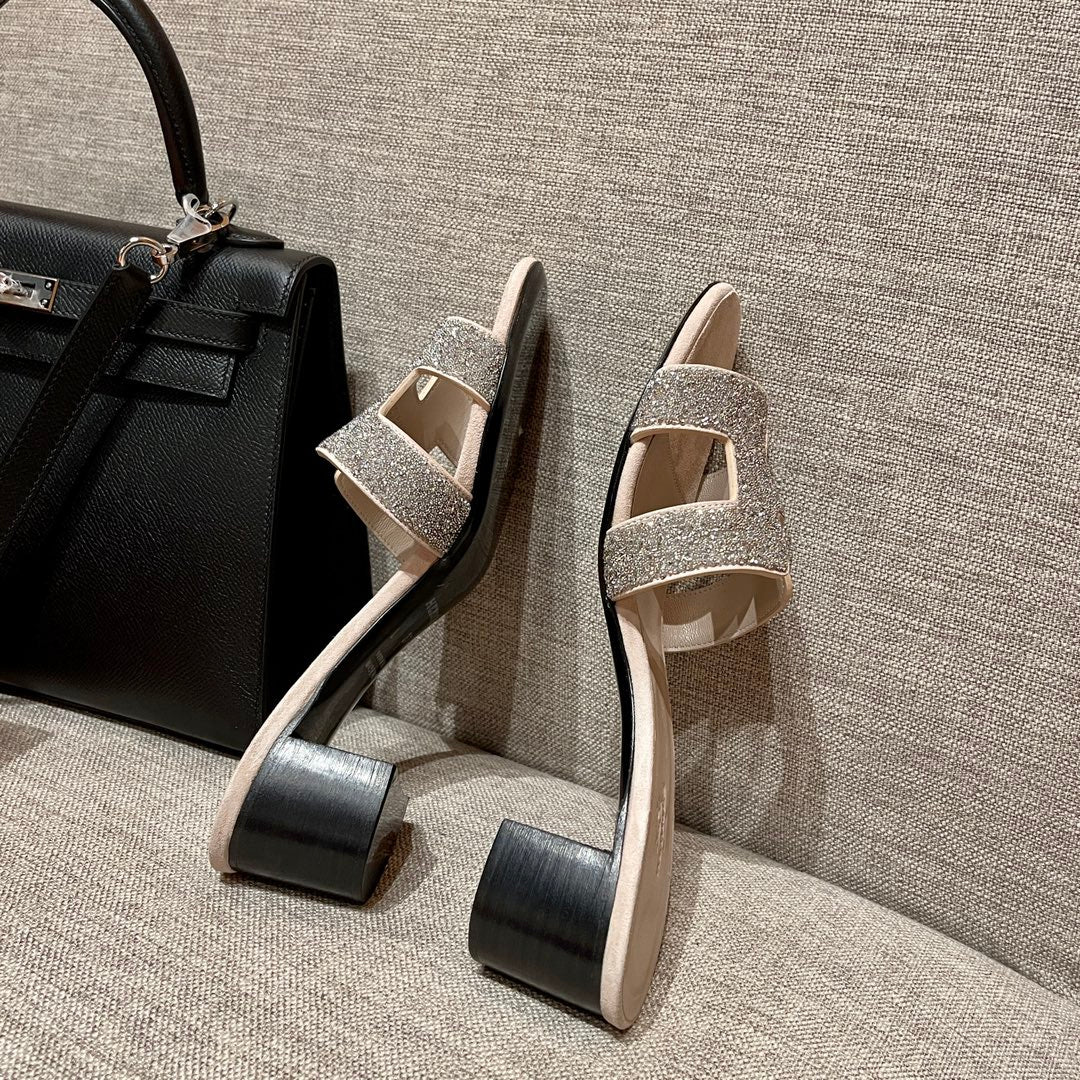 Босоножки Hermes-H на среднем каблуке с бриллиантовой гравировкой-4