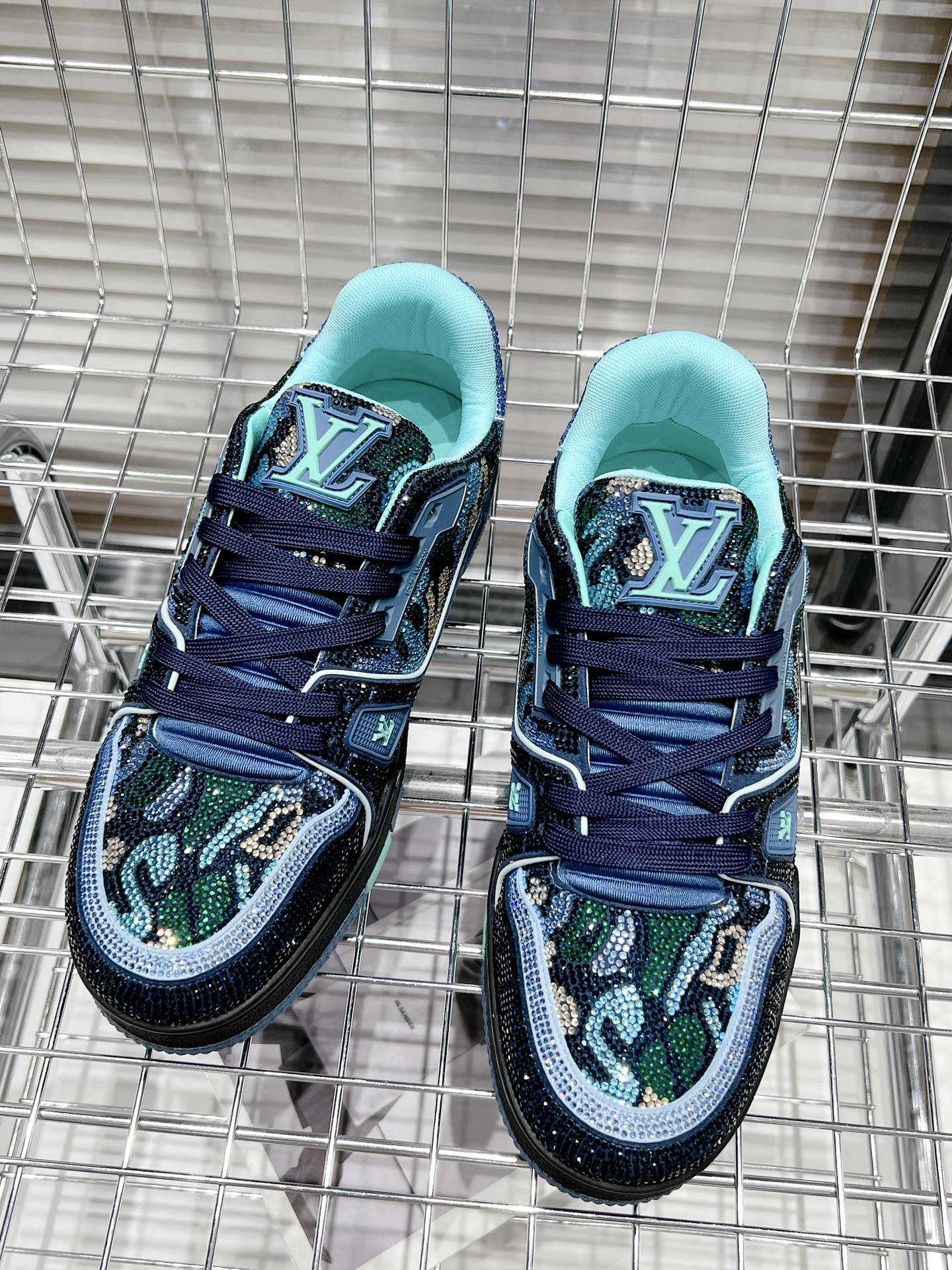 Кроссовки LV Trainer - Скейтбордистские кроссовки - Глянцевые с синим узором - Унисекс