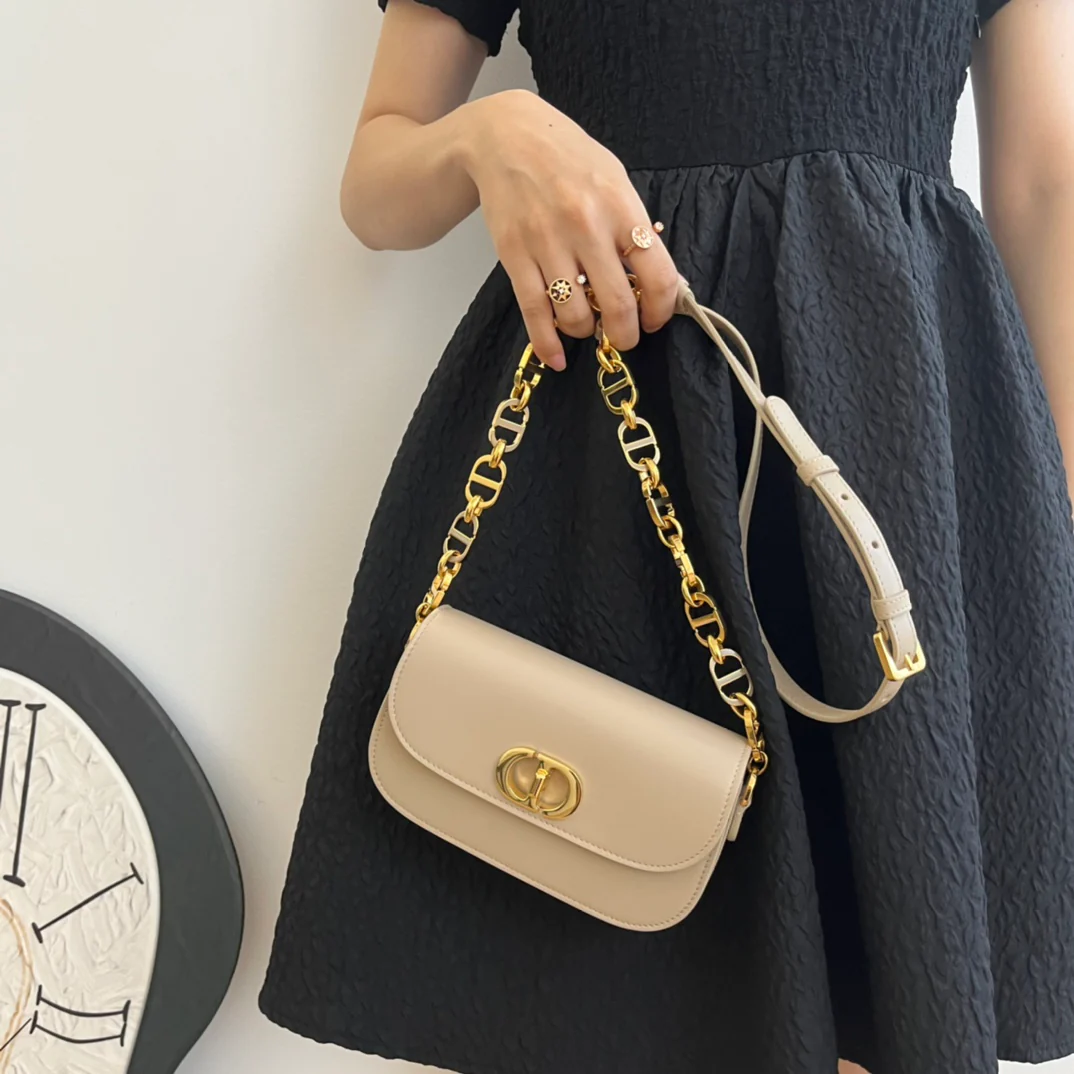 Мини-коллекция Dior 30 Montaigne Avenue - Абрикос