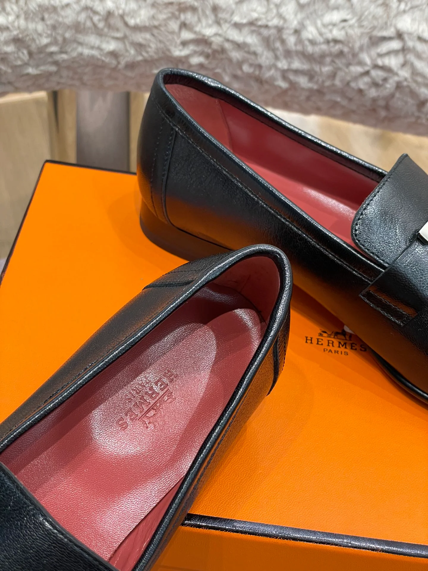 Классические лоферы Hermes с закругленным носком