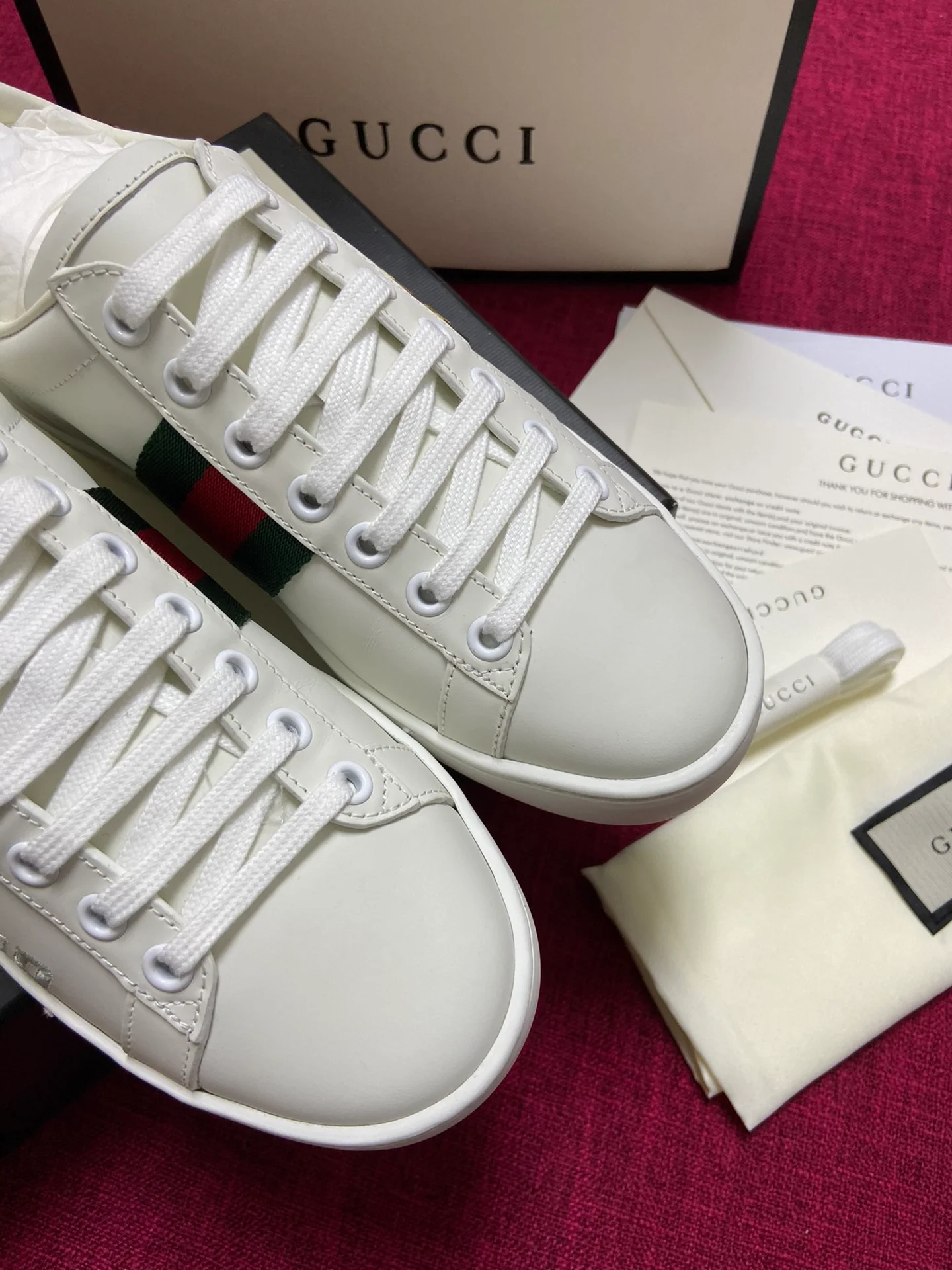 Gucci - Белые кроссовки - Кроссовки - Повседневная обувь - 4