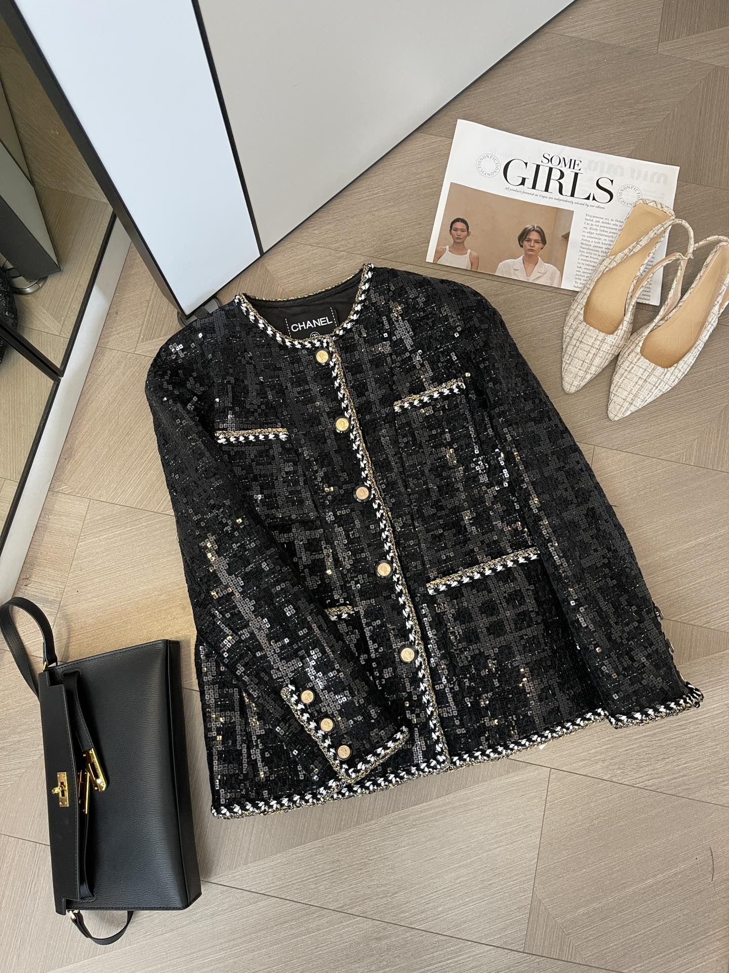 Chanel 2403 - Куртка, расшитая пайетками в стиле ?Полуночный свет?.