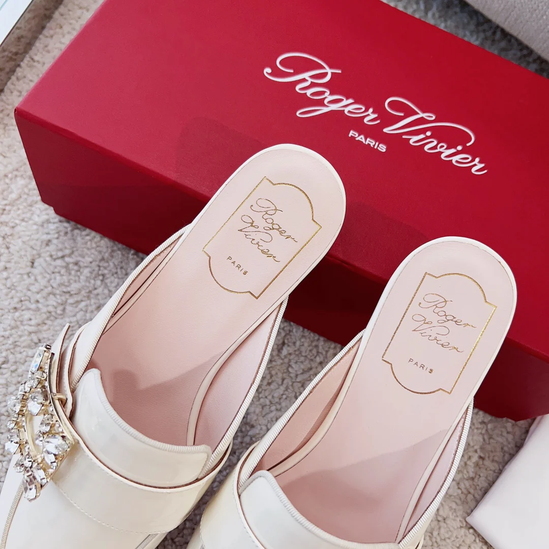 Обувь RV - Лоферы ?Версаль? с ромбовидной пряжкой - белые