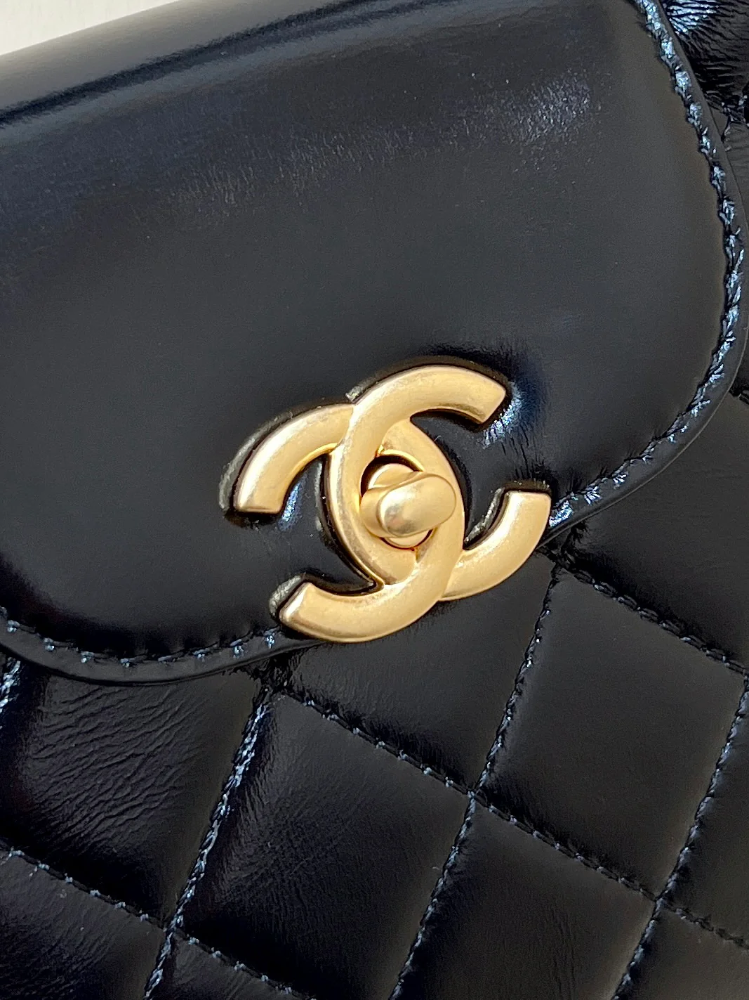 Chanel-25c-kelly