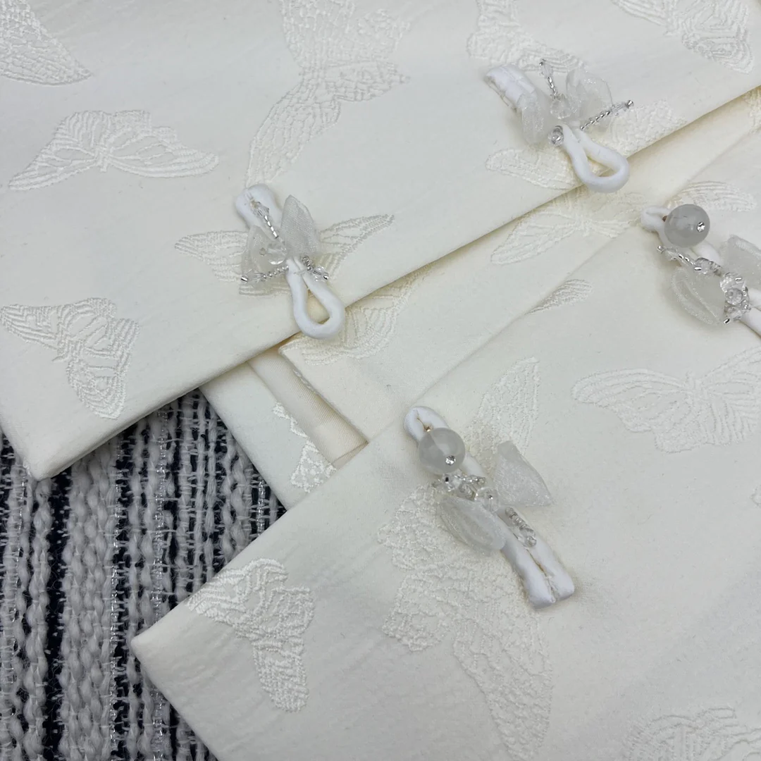 Celine - 2404 - Коллекция ранней весны 2024 года - Костюмный жакет из жаккардовой ткани в китайском стиле